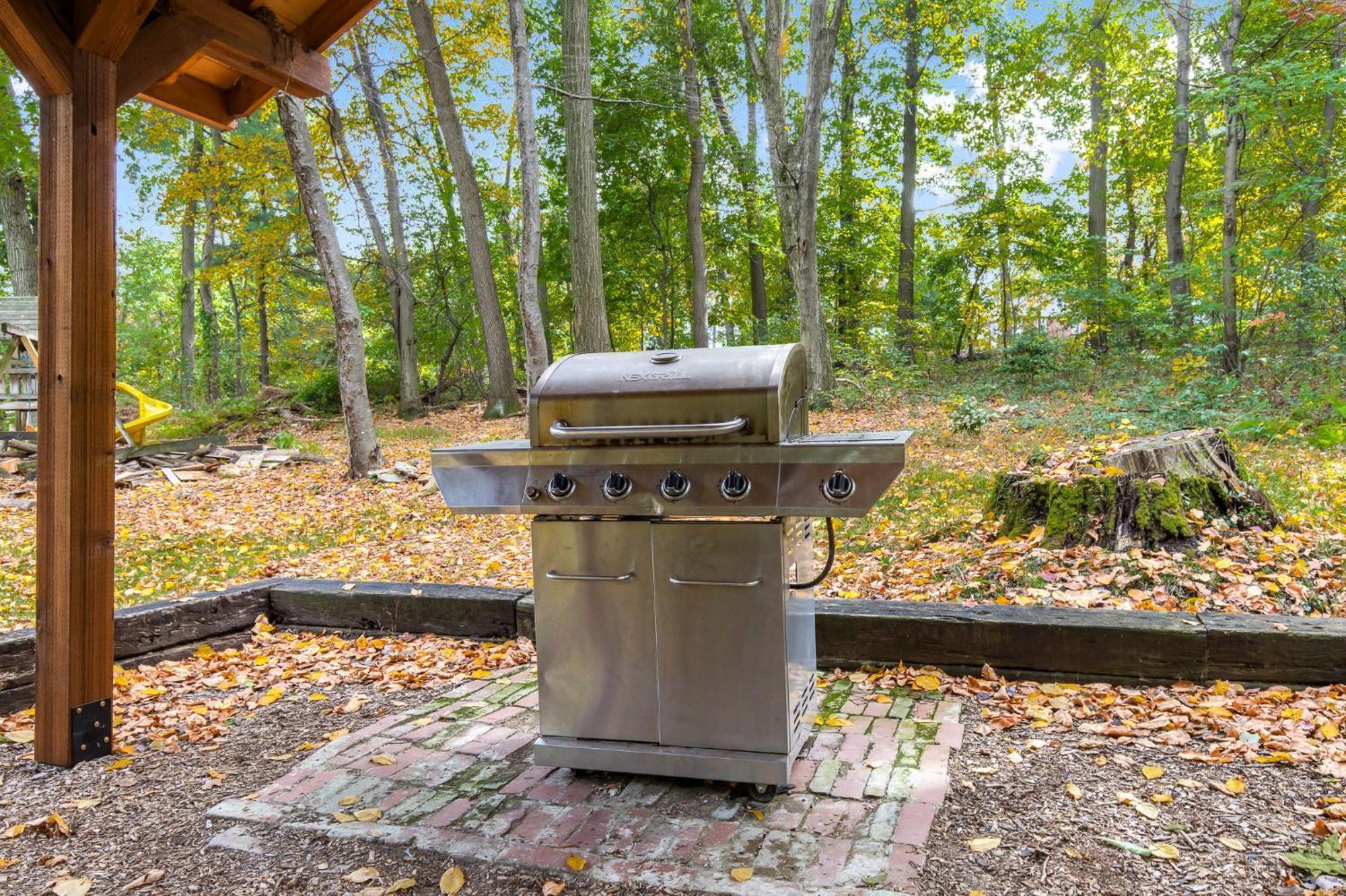 Апартаменти 5 Bd W Hottub - Mins To Hunting Hiking & Fishing New Providence Екстер'єр фото